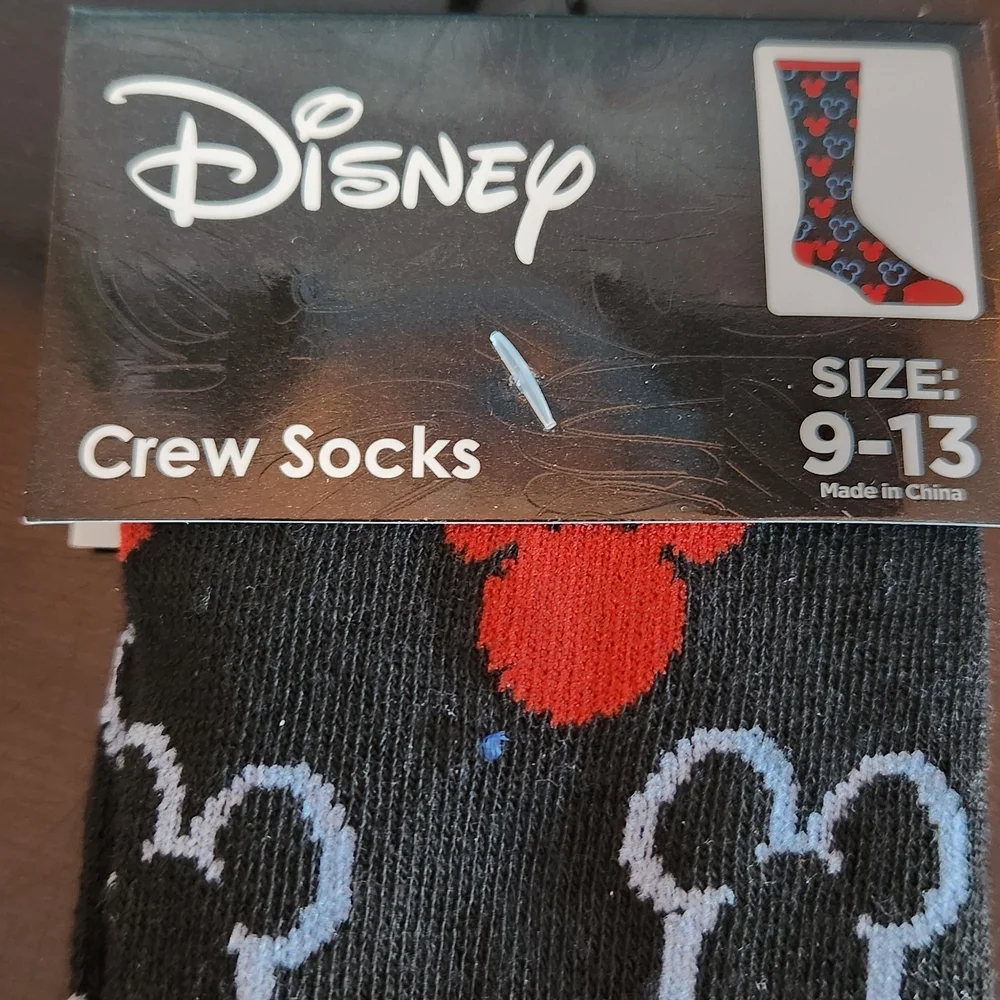 Disney Men's Mickey Mouse Socks - Black and Red